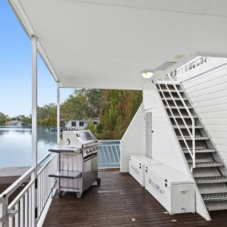 Renmark River Villas and Boats & Bedzzz