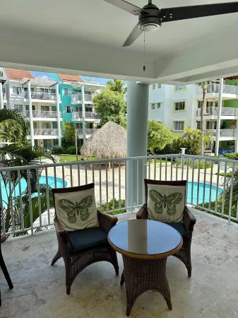 Playa Turquesa, BEACH FRONT