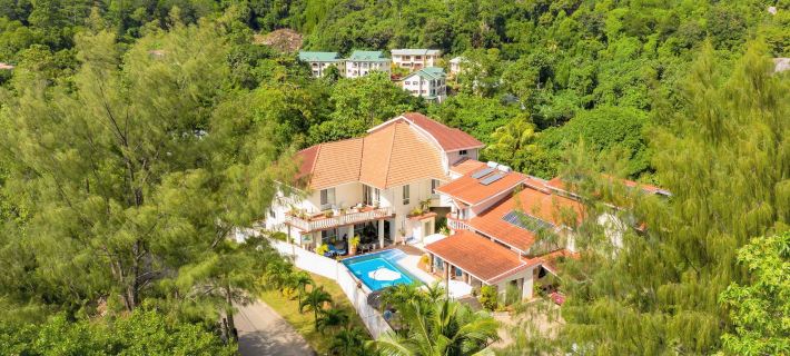 Carana Hilltop Villa Hotel di Mahe Island