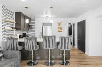 Summit Yacht Club 10: 2