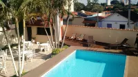 Plaza Suite Hotel - Swimmingpools