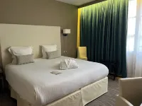 Hotel Normandy
