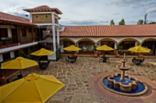 Hotel Campanario de la Villa Hotels in 