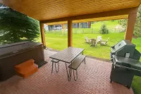 Spacious & Cozy House Big Sky Meadows w/ Hot Tub!  Perfect for Family Getaway