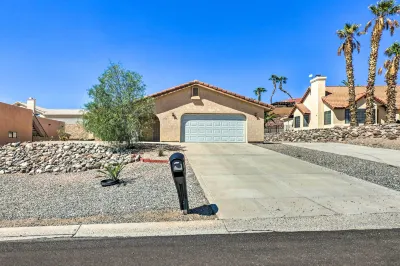 Quaint Bullhead City Getaway ~ 2 Mi to River!