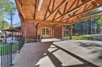 Countryside Cabin Retreat w/ Outdoor Kitchen! - parking