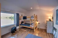 Lake Ivanhoe Family Escape w/ Fire Pit! - Wifi