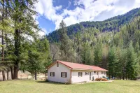 Angler's Dream Remote Escape on Bull River! - 3 stjerner