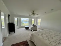 Big Lake Gleville & Mountain Views Spacious Quiet Home Close to Town