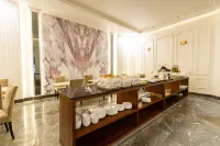 Hotel Majestic - breakfast