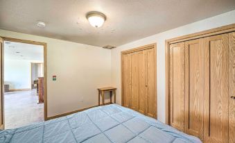 Lakefront Country Home w/ Waterslide & Trampoline!