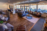 Mountain Meadows Lodge Hotels in Chittenden