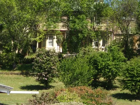 Lucinda B&B Отели рядом с достопримечательностью «Devonport Regional Gallery»