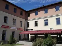 Hotel Garzon Plaza Hotels in Gyor