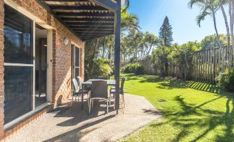 Bayside Court Apartments