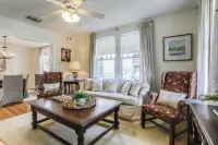 4 Mi to Dtwn: Baton Rouge Bungalow w/ Private Yard