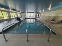 Hampton Inn Bennington - Pools