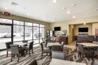 Cobblestone Inn & Suites - Menomonie/UW-Stout Hotels in Menomonie