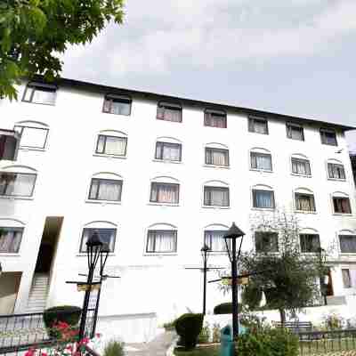 Vardaan Hotels - PatniTop Hotel Exterior