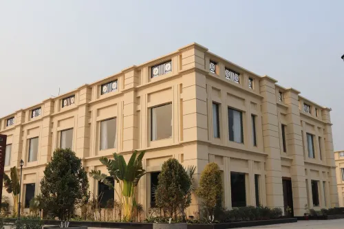 Gulmohar Royals Hotels in Cooch Behar