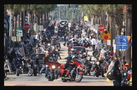 Remote Work Oceanfront Paradise w/ Balcony Fast WiFi