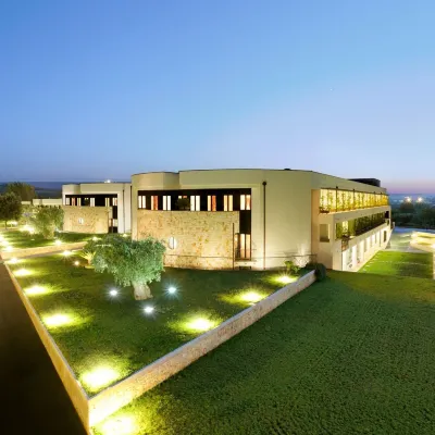 Grand Hotel la Chiusa di Chietri Hotels near Masseria Bonelli