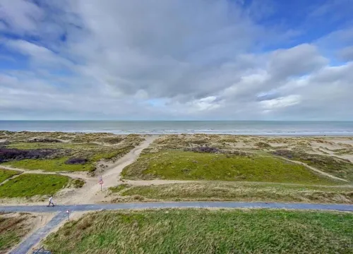 Apartment on Beach Near Town Center Hotels in Oostduinkerke