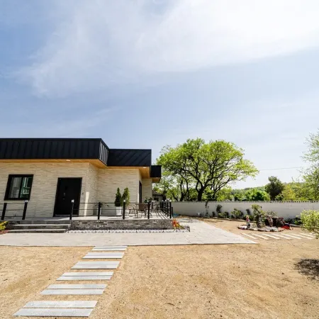 Ulsan You and Dodong Gil Dokchae Pension