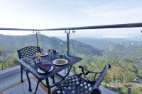 Fragrant Nature Munnar - A Five Star Classified Hotel - Mountain view
