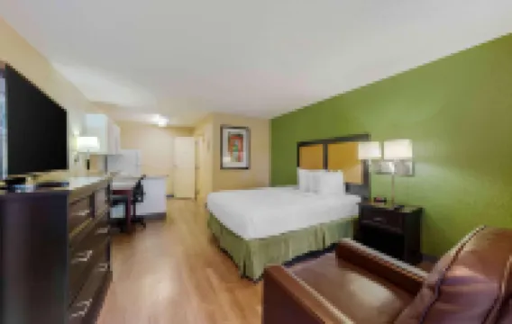 Extended Stay America Suites - Fort Lauderdale - Cypress Creek - Andrews Ave