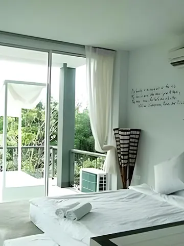 รูปภาพของไวท์ แอท ซี รีสอร์ท