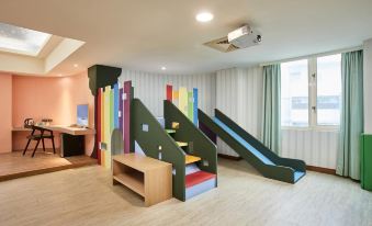 Una Baby Hotel