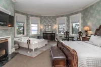 The Brewster Inn Hotels in Cazenovia