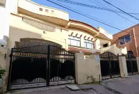 Charming B&B in Rawalpindi Male Only - Homestays