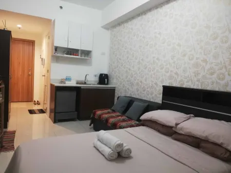 Grand Riviera Condotel infront of us embassy 17FL Отели рядом с достопримечательностью «Iglesia Ni Cristo Lokal Ng Quiapo»