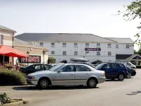 Premier Inn Cheltenham Central (West/A40) Hotel Hotels in Badgeworth