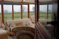 Knoll Hill Farm, the Place to Stay Hotel di Frome