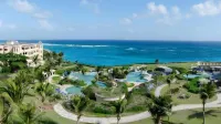 The Crane Resort - piscine