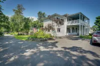 Coxsackie Home w/ River Views: Walk to the Wire!