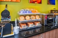 Comfort Inn - breakfast