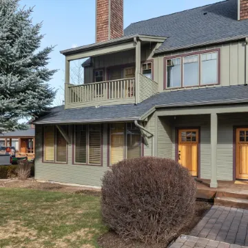 The Three Sisters Walk to Downtown Sisters