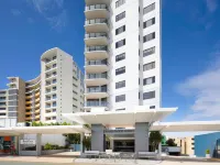 BreakFree Grand Pacific Caloundra Отели в г. Golden Beach