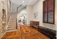 1 Block to Parade & St Charles, Heated Pool & Hot Tub, Walk to French Qtr