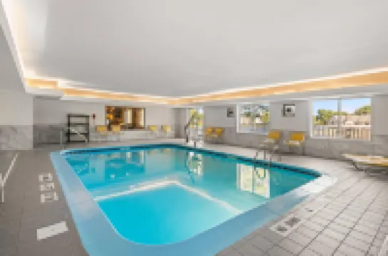 Comfort Inn & Suites Olathe - Kansas City