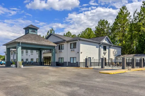 Econo Lodge Hotels in Jesup