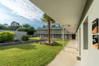 Sure Hotel by Best Western Mont-De-Marsan Hotels in Saint-Pierre-du-Mont