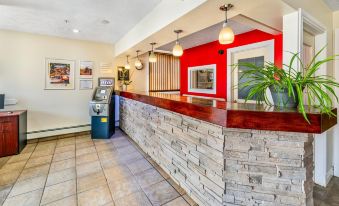 Econo Lodge Inn & Suites High Level
