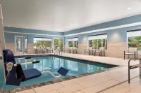 Holiday Inn Express & Suites Rhinelander