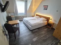 Pension Krohn Hotels near Rahlstedt