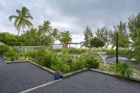 Charming studio with WiFi and AC in enchanting Pointe au Sable Отели в г. 